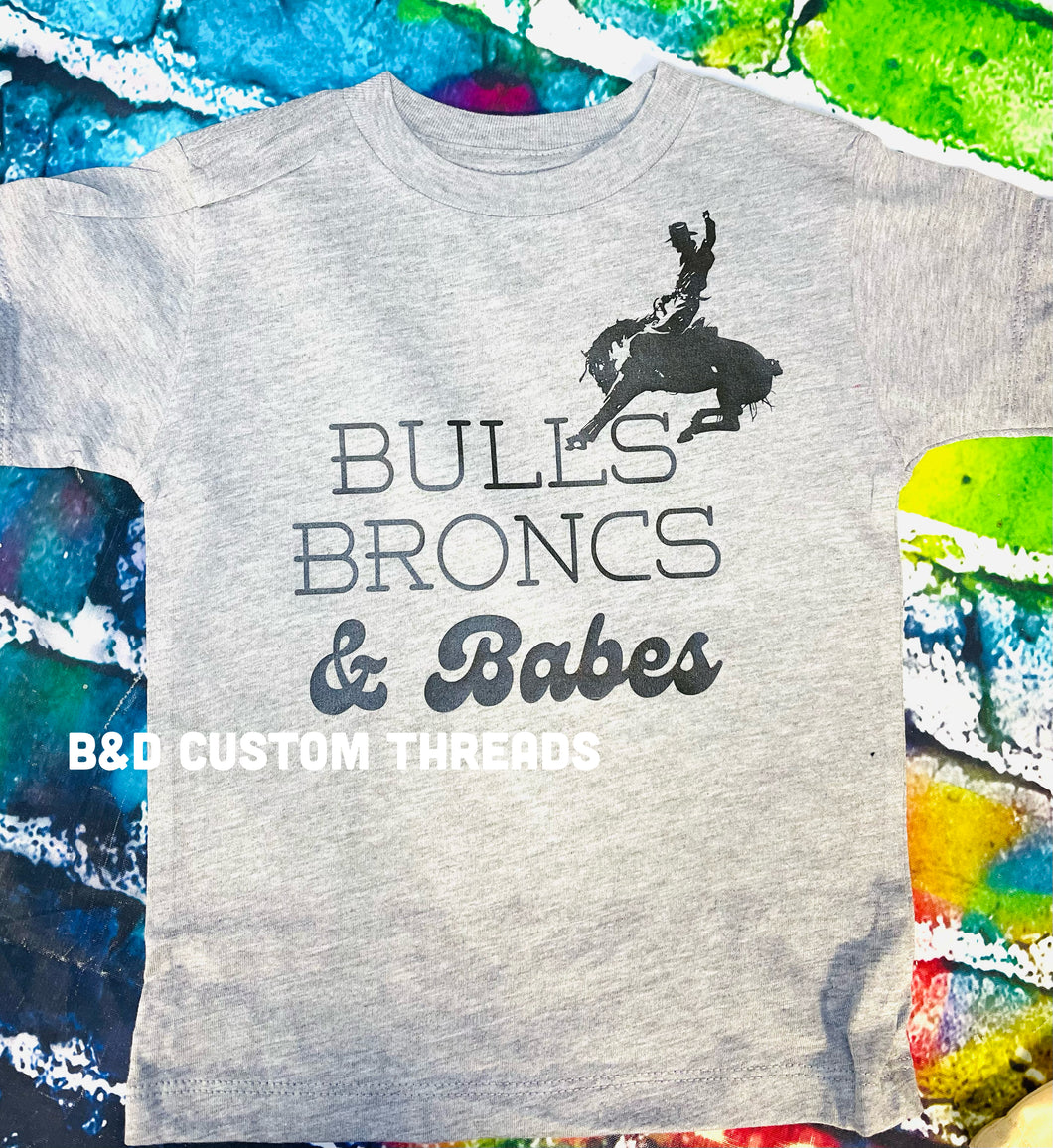 Bulls broncs babes